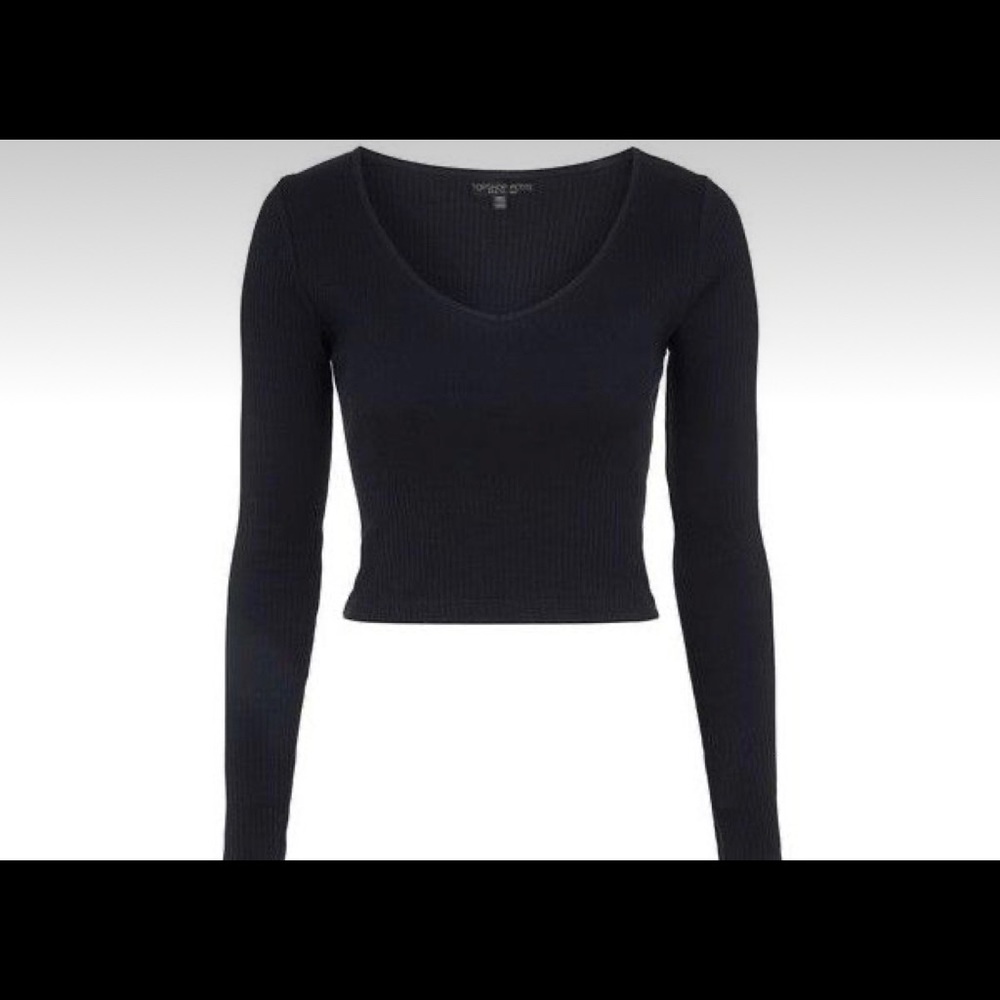 V neck long sleeve crop top